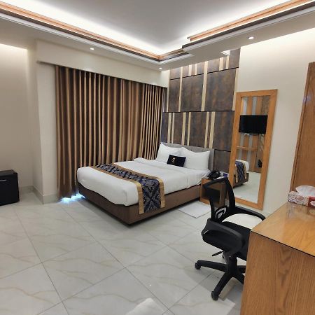 Hotel Royal Bengal Dhaka Exterior photo